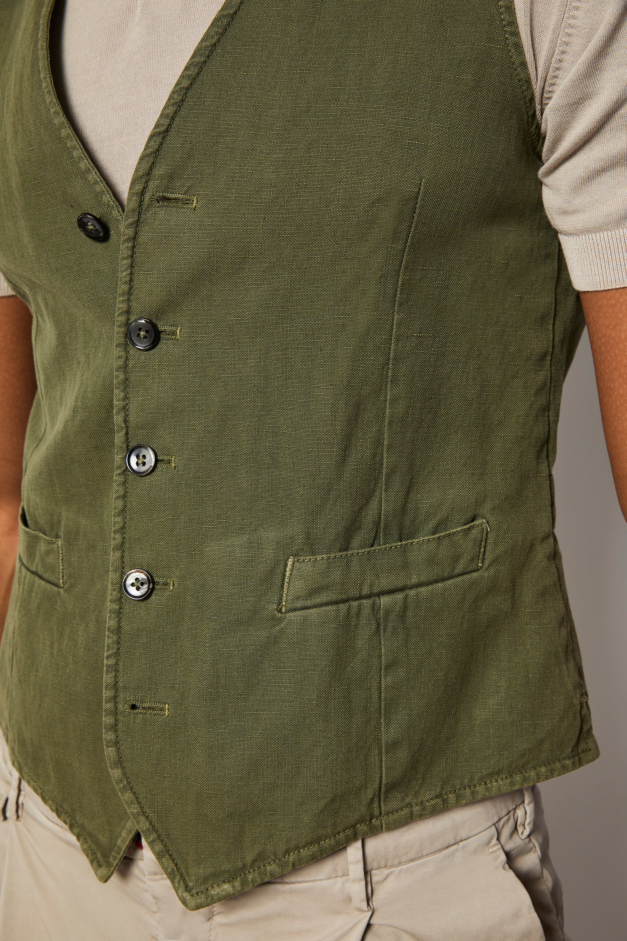 Garment-dyed MIKE vest - green