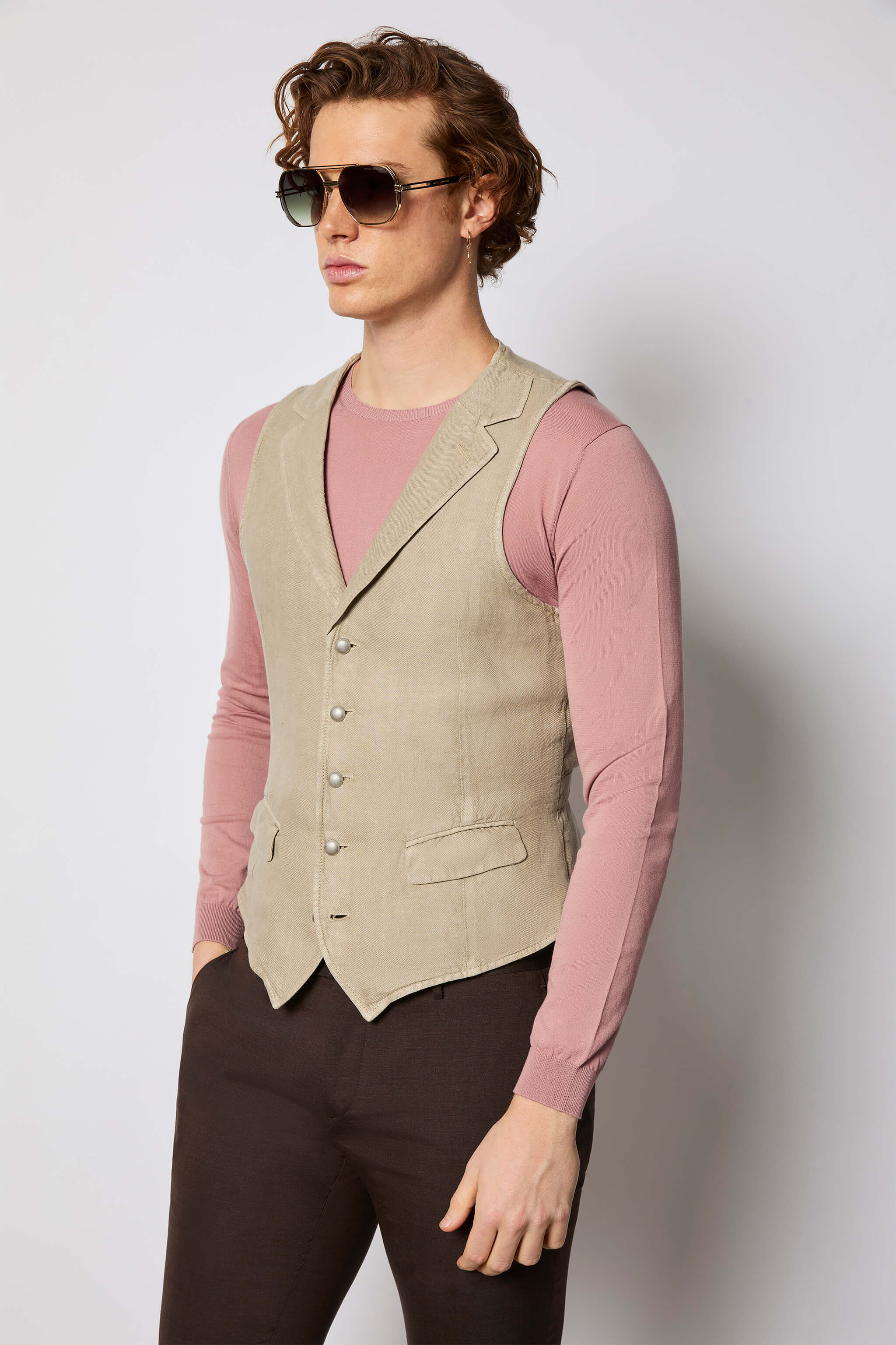 Garment-dyed OSCAR vest - beige