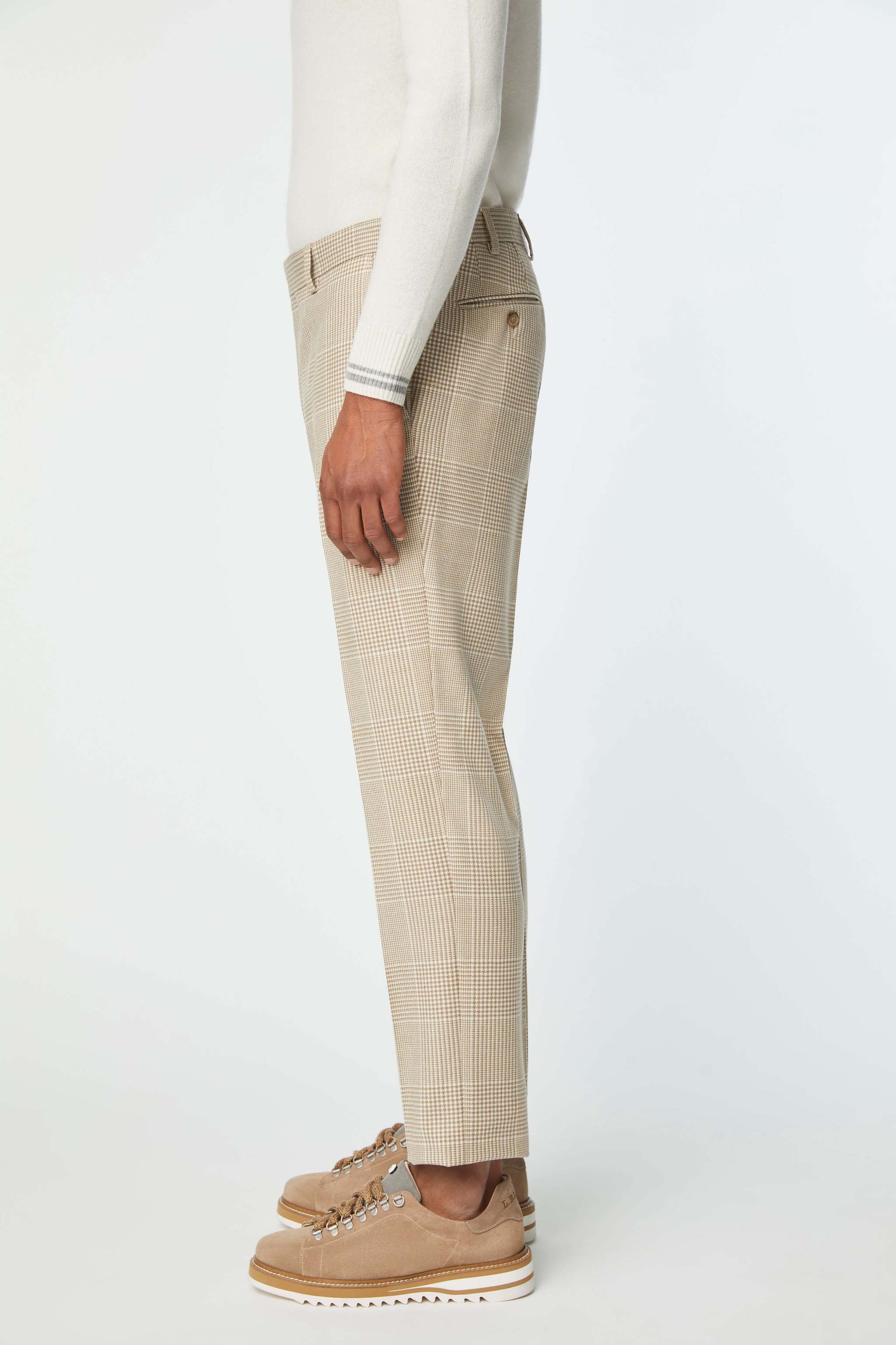 Slim-fit untreated TOM suit in hazelnut