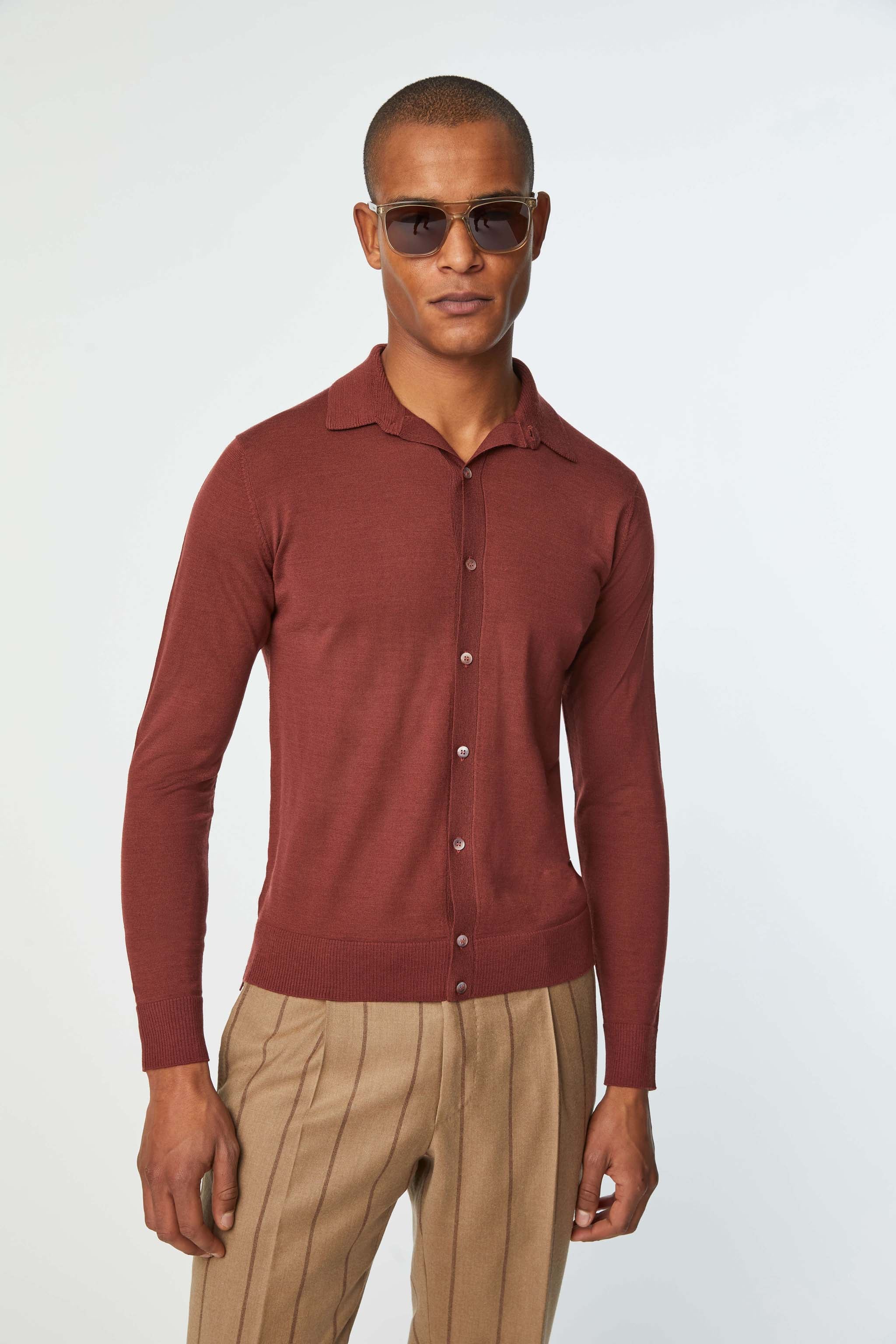 Ultralight shirt-sweater in burgundy