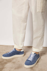 Retro tennis sneakers light blue