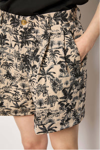 Manu shorts untreated - palm tree print black