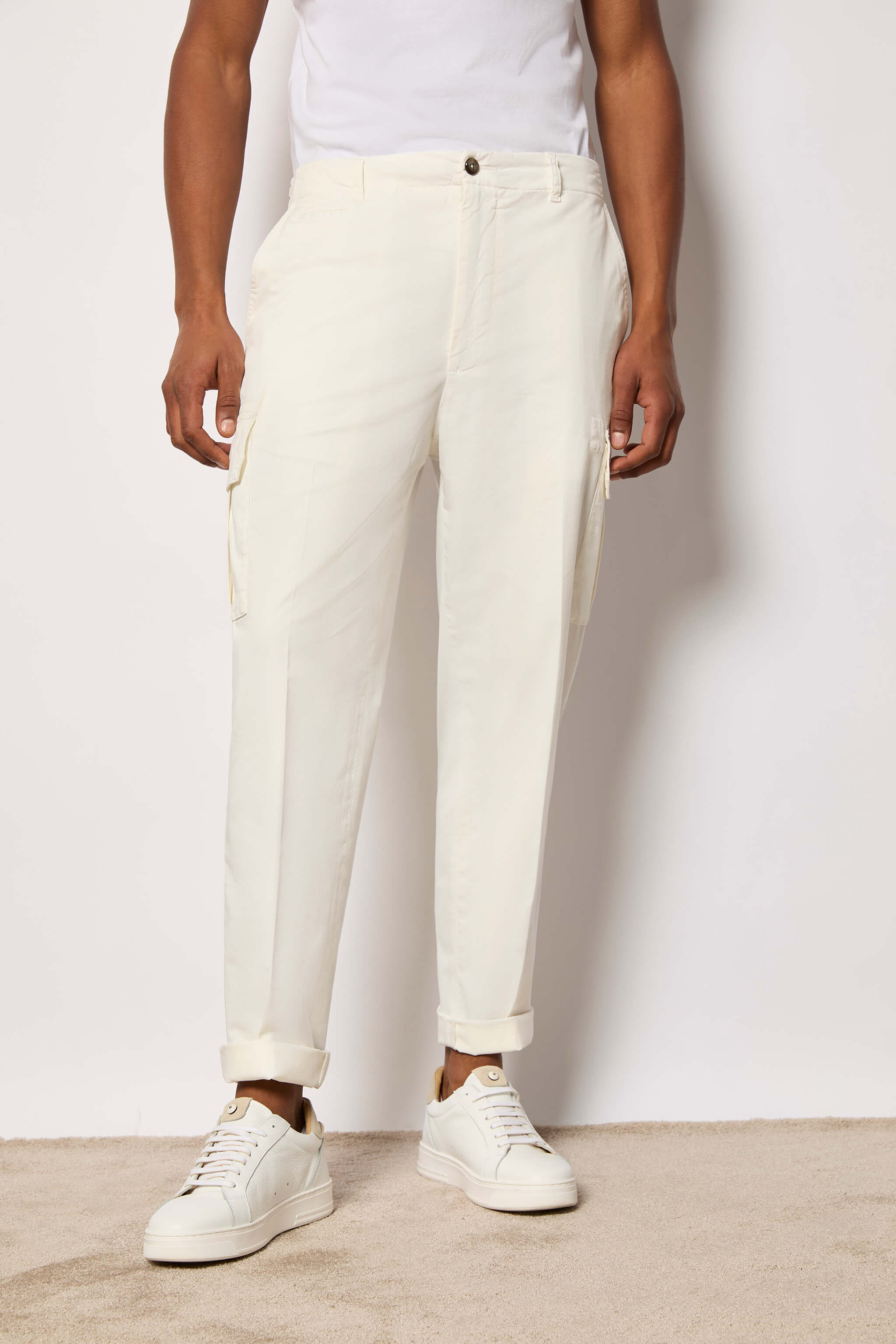 Garment-dyed CARGO pants - ivory