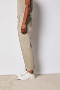 Garment-dyed miles pants beige