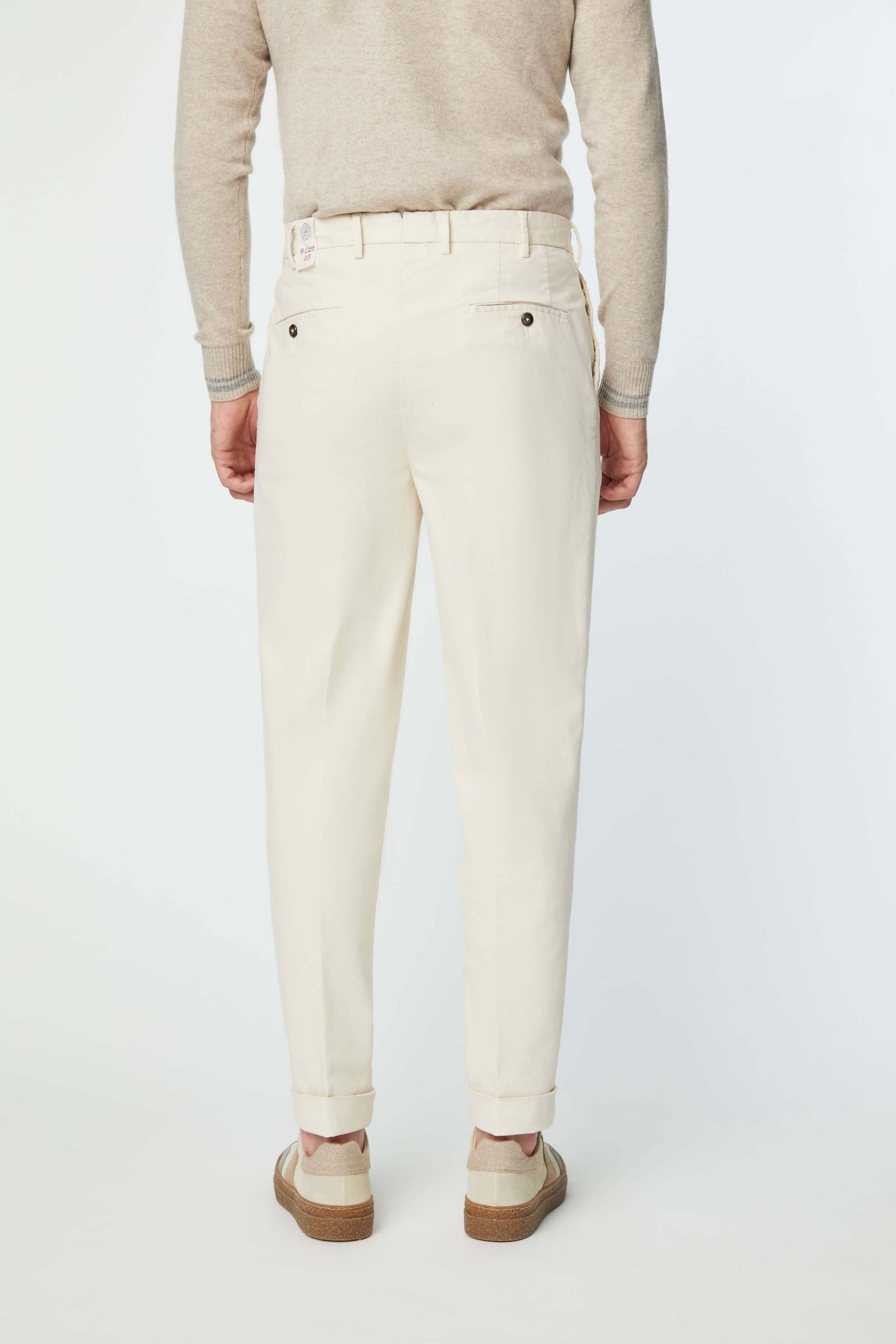 Garment-dyed MILES pants in white