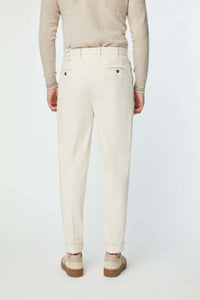 Garment-dyed miles pants in white white