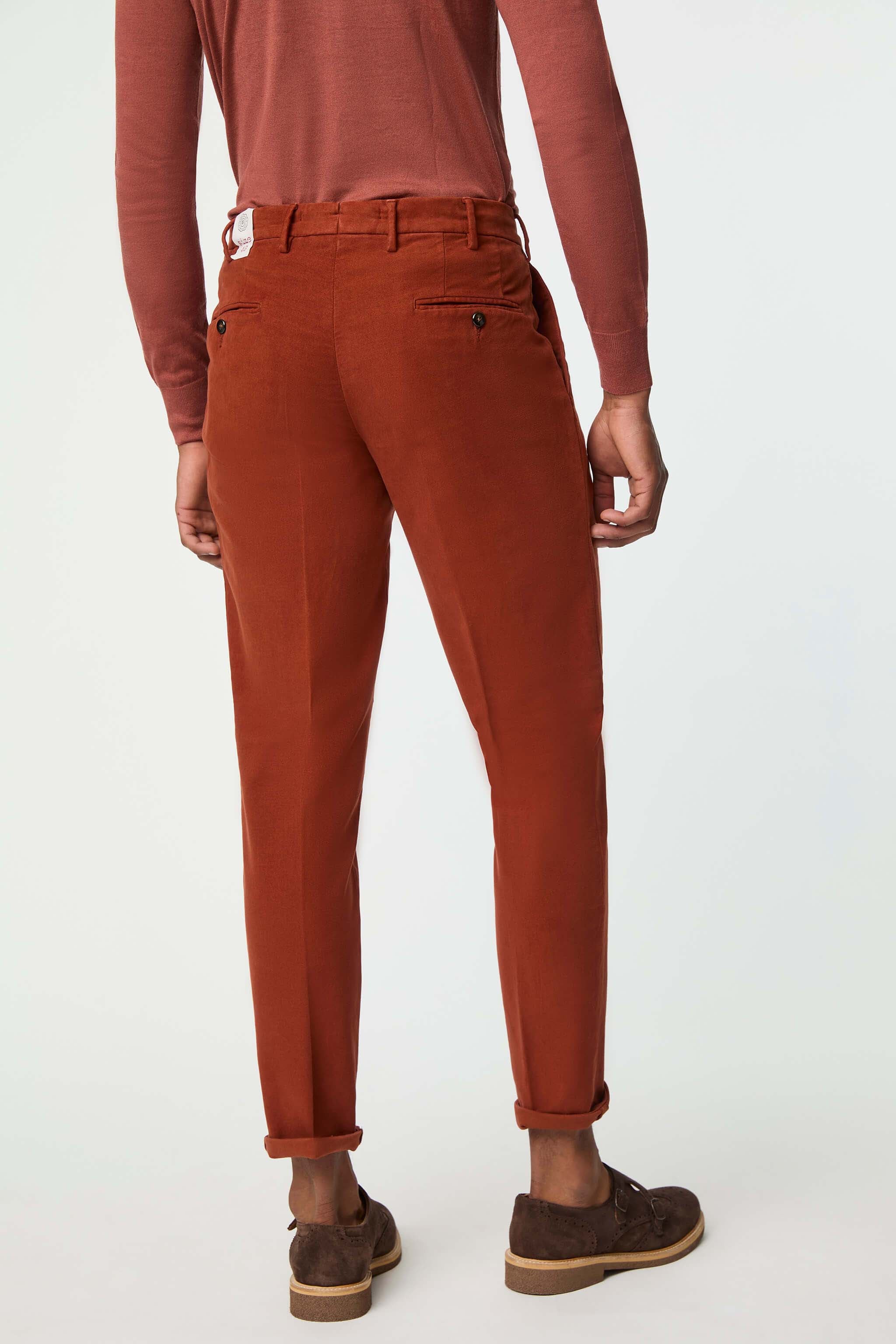 Garment-dyed MUDDY pants in rust orange