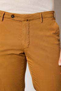 Garment-dyed elton pants - camel yellow