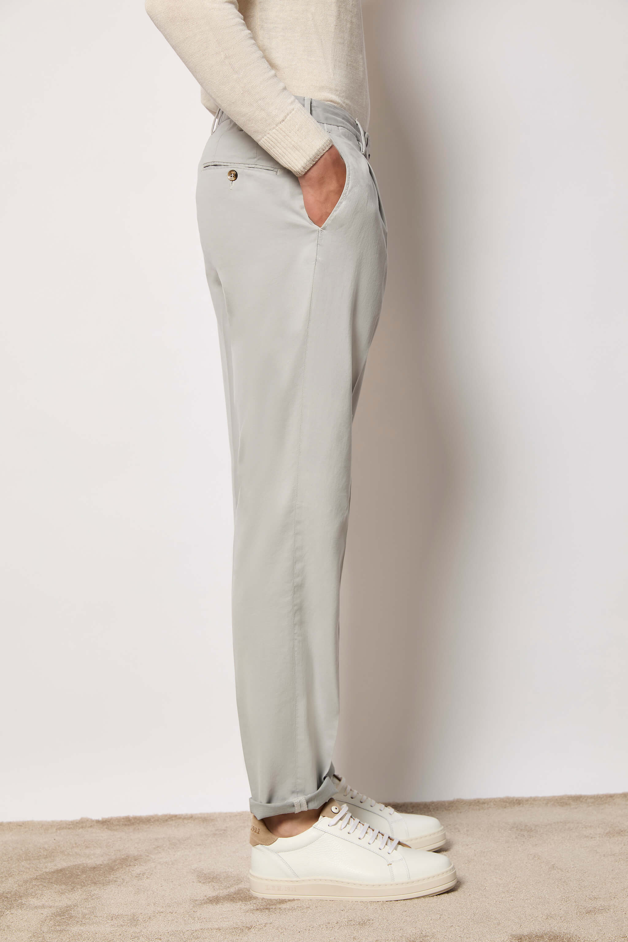 Garment-dyed MICHAEL pants gray