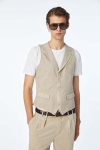 Garment-dyed oscar vest in beige beige