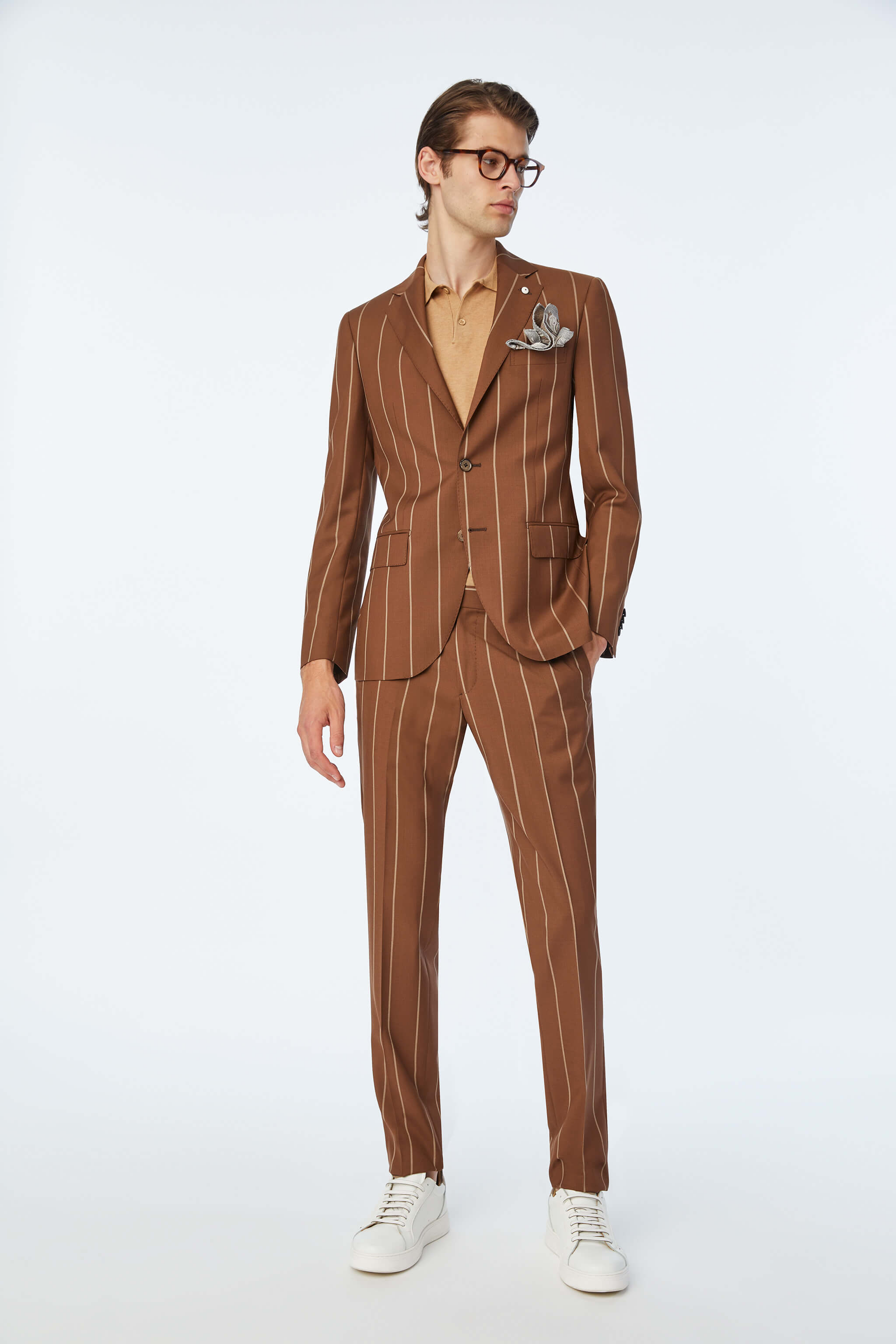 DAIQUIRI Drop 7 Beige pinstripe suit