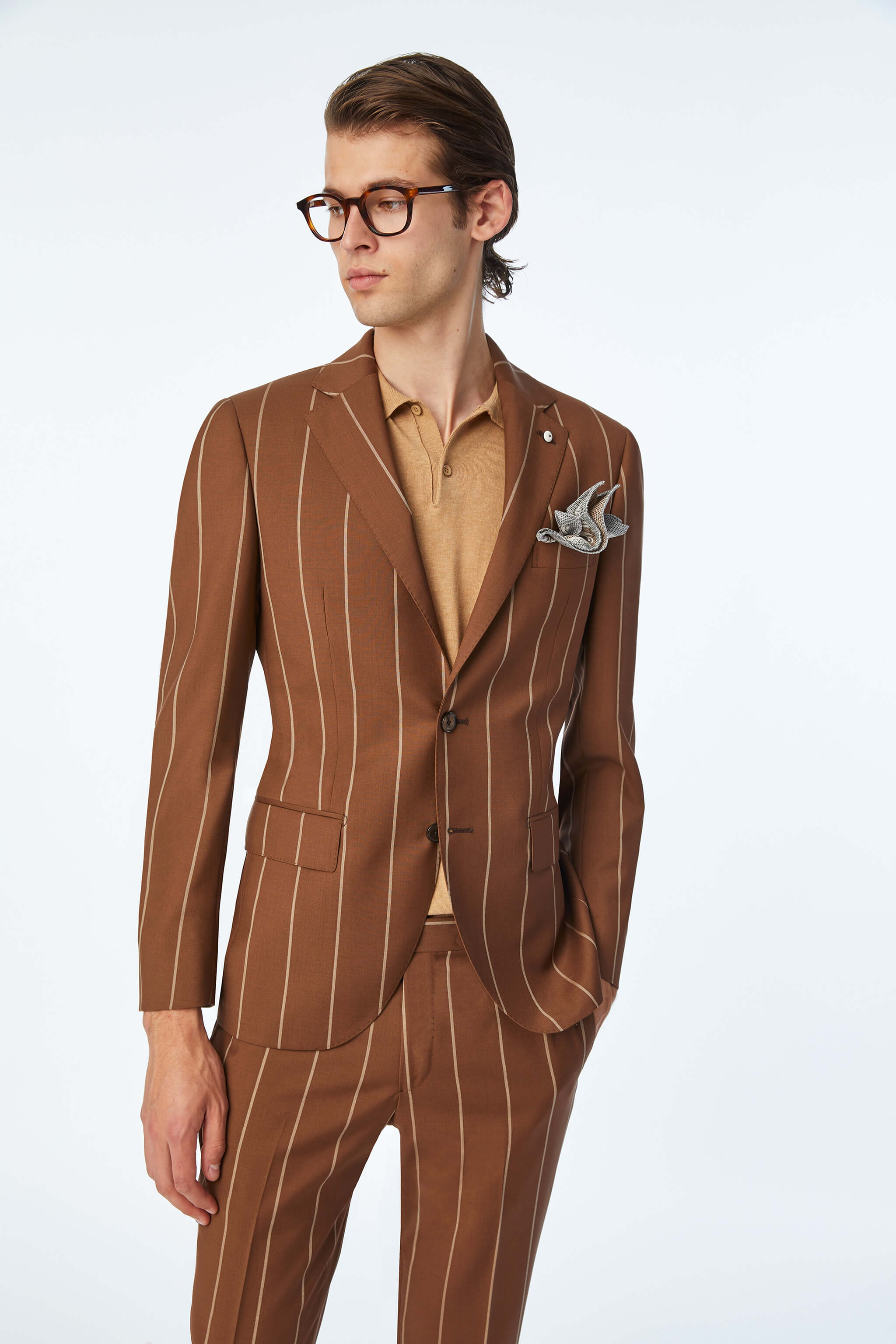 DAIQUIRI Drop 7 Beige pinstripe suit