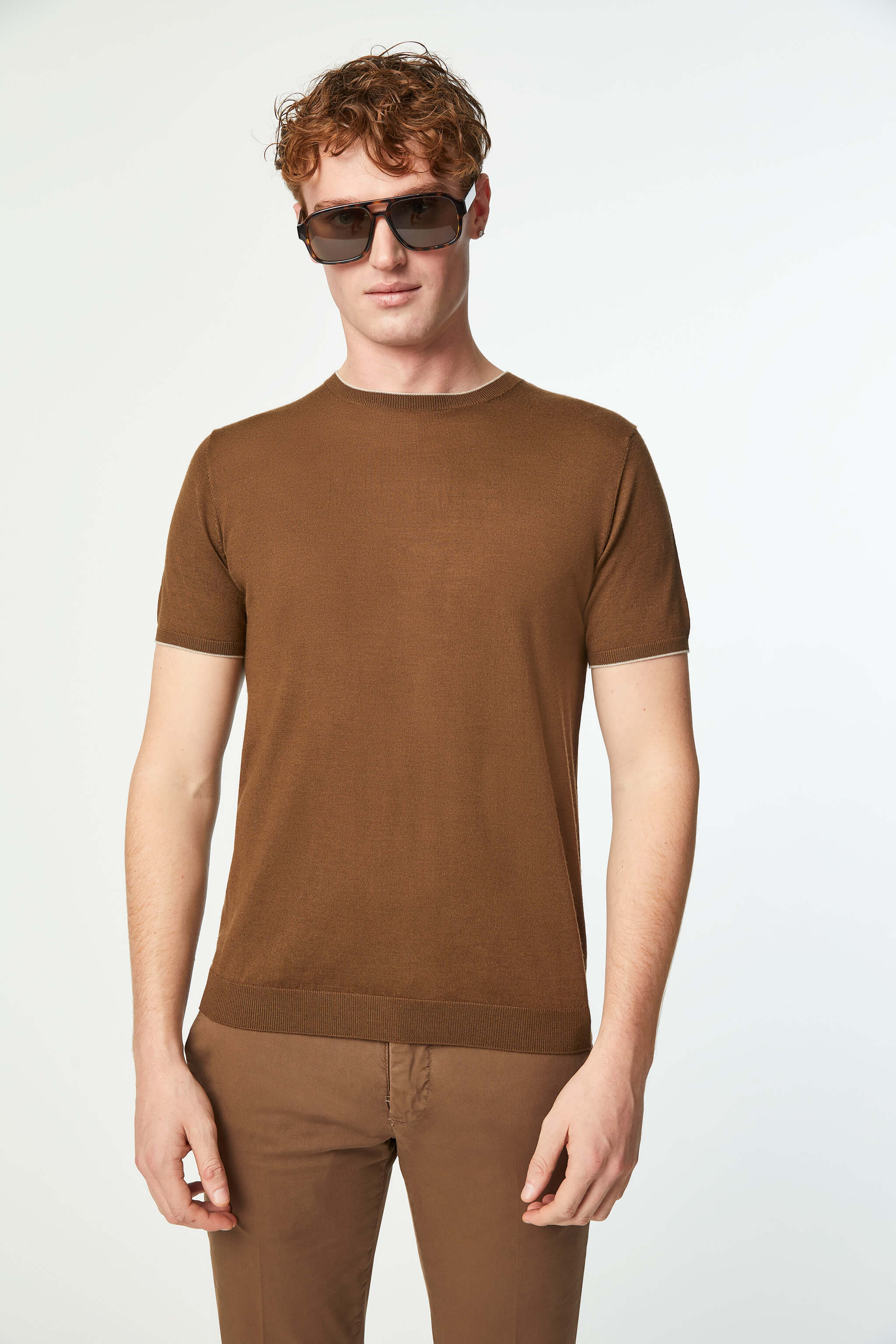Short sleeve shirt with contrast Brown details