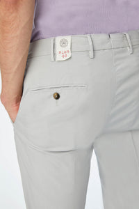 Garment-dyed ray pant in gray light grey