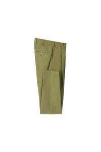 Garment-dyed muddy pants in green light green