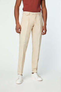 Garment-dyed phil pants in white beige