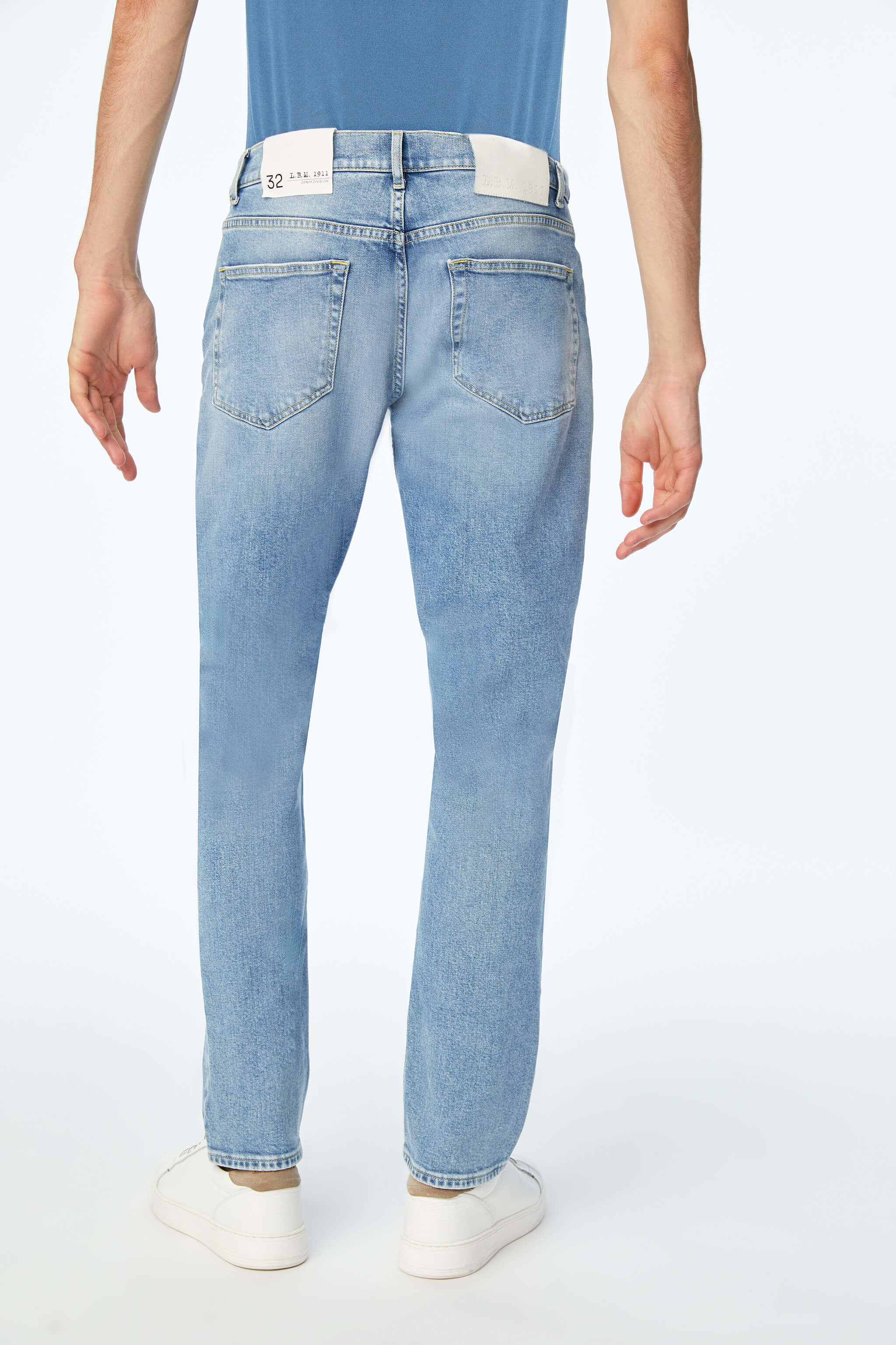 Straight cut 5 pocket Light Blue jeans